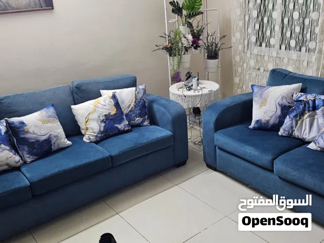 طقم كنب جلوس مقعدين و 3 مقاعد