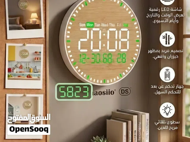 ساعة رقمية مكتبية مقاس 10 بوصه بتصميم من الخيزران، شاشة كبيرة قابلة للتعتيم، مع جهاز تحكم عن بعد