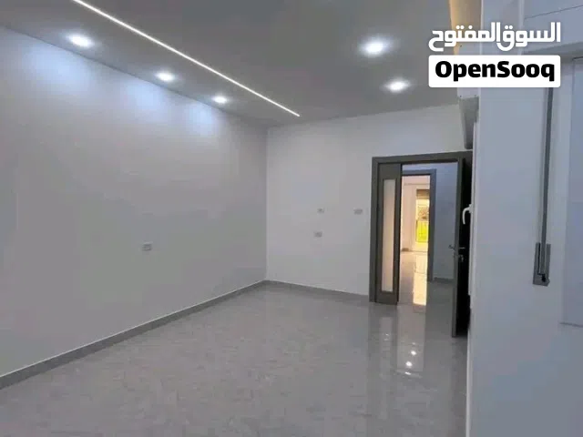 شـقة فٌاخرة للبيع السراج خلة الفاندي