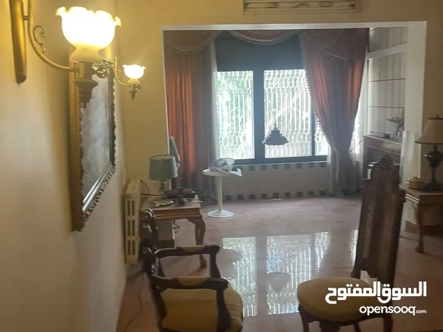 900 m2 More than 6 bedrooms Villa for Sale in Irbid Al Hay Al Sharqy