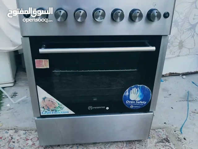 cooker 60 by 60 good condition no problem 3 month