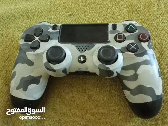 للبيع قيرين PS4 اصلي