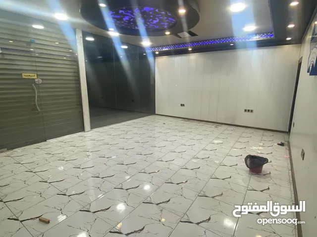 250m2 4 Bedrooms Villa for Rent in Basra Jaza'ir