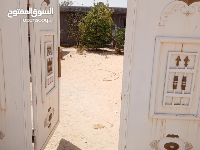 130 m2 4 Bedrooms Apartments for Sale in Tripoli Ain Zara