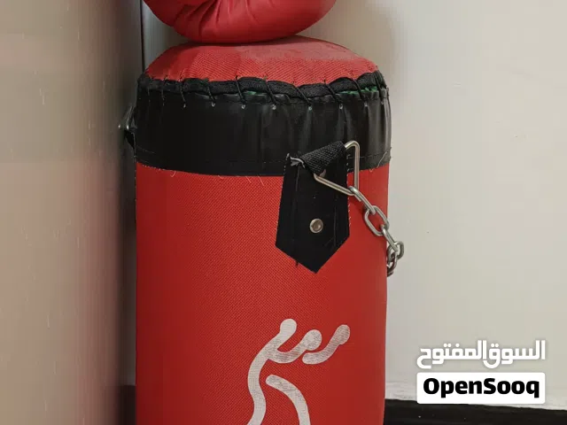 كيس ملاكمة السعر 15 الف ويوجد توصيل لكل محافظات العراق اقرا الوصف