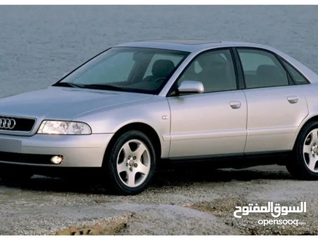 لدي سيارتين اودي اودي موديل 1997 واودي موديل 2002 وعندي سياره جيتا موديل 92 للمعنى فقط