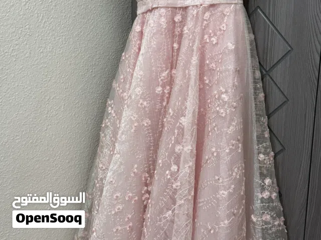 فساتين للبيع مقاس سمول