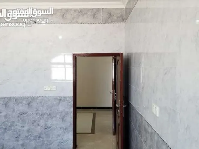 300 ft 3 Bedrooms Apartments for Rent in Al Mukalla Other