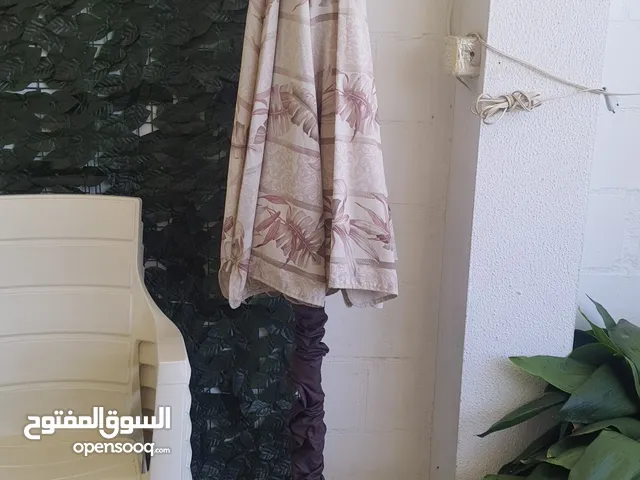 مظله من إيكيا ثقيله قاعدتها حديد