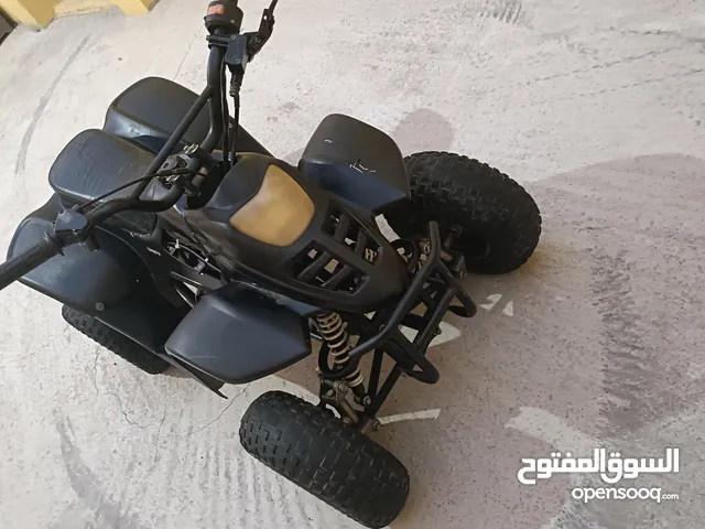 للبيع دراجة أربع تواير شبه جديدة
