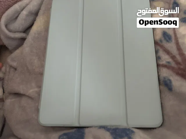 Apple iPad 5 128 GB in Sharjah