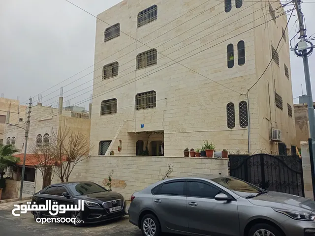 670 m2 4 Bedrooms Townhouse for Sale in Amman Al Muqabalain