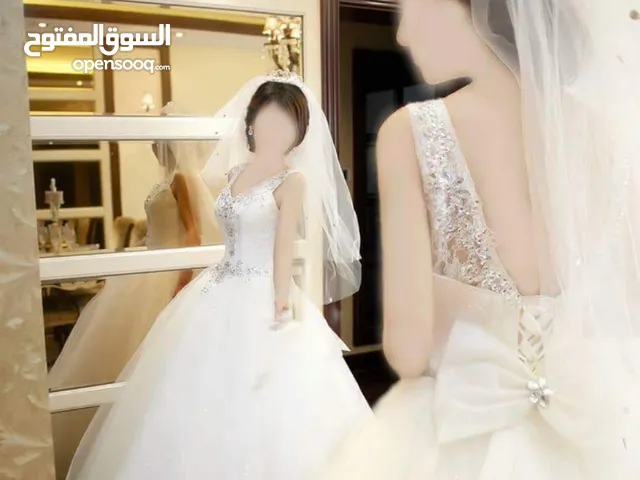 فستان زفاف جديد بسعر 50 دينار فقط مقاس 38_40