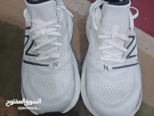 كوتش نيو بالس أمريكي اصلي استعمل مقاس 11/ونص نظيف