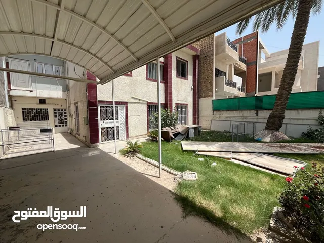 350 m2 4 Bedrooms Villa for Rent in Baghdad Qadisiyyah