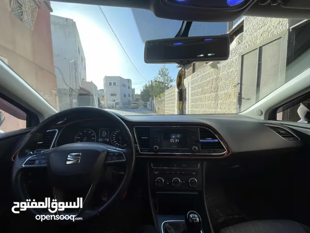 سيات ليون 2015