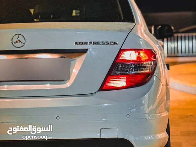 مرسيدس c200 2008 محرك 20