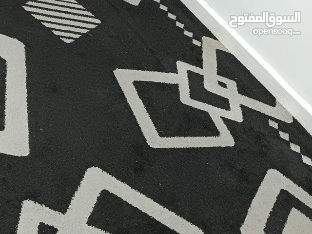 طاولة لفرش ارضي وسجاده ثقيله جديده