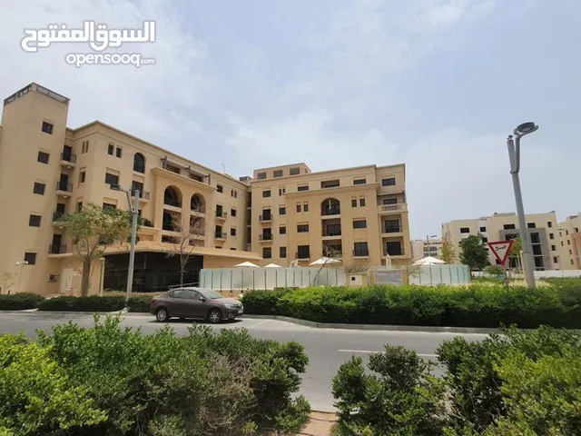 شقة للبيع في لوسيل اول ساكن