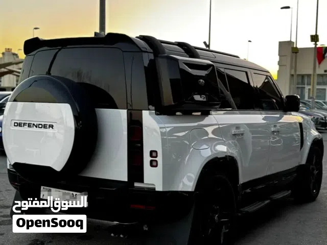 2024 Land Rover Defender 110 X-Dynamic