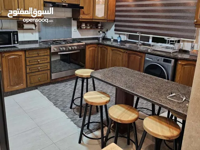 140 m2 3 Bedrooms Apartments for Sale in Amman Deir Ghbar