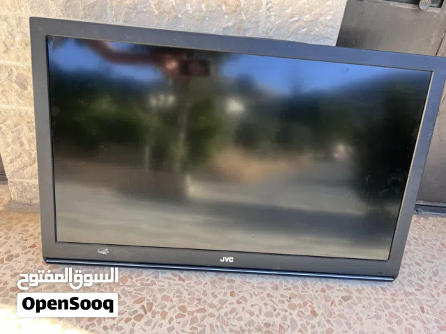 شاشة جي في سي شاشتها مكسورة