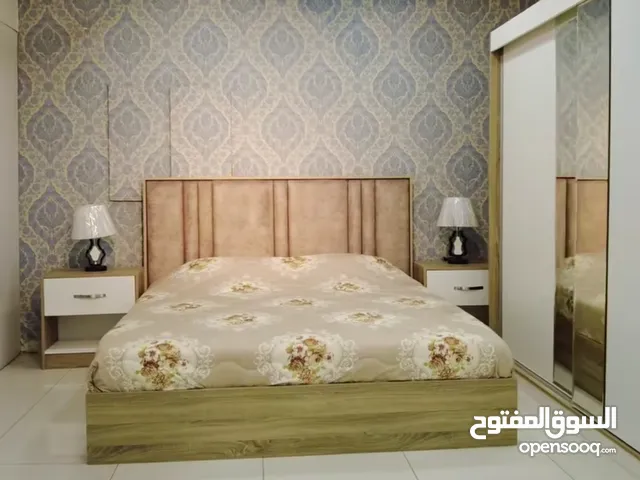 غرفة نوم ماستر كينغ مع فرشة هدية