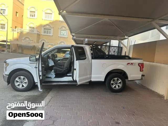 2017 فورد F-150 XLT