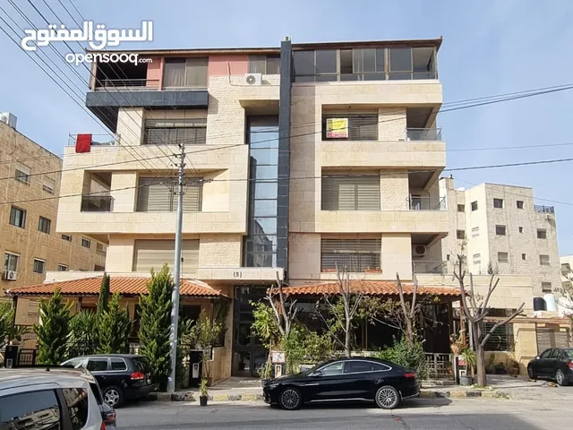 365 m2 4 Bedrooms Apartments for Sale in Amman Um El Summaq