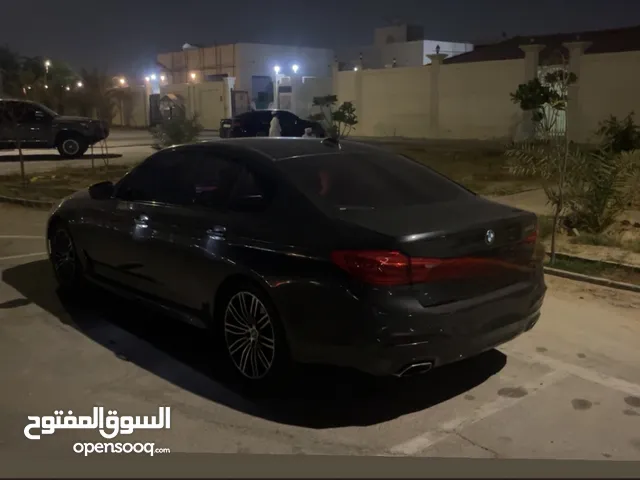 بي ام 520 تشيك وكاله ممشى ميتين مالك اول من الوكاله ف بوظبي