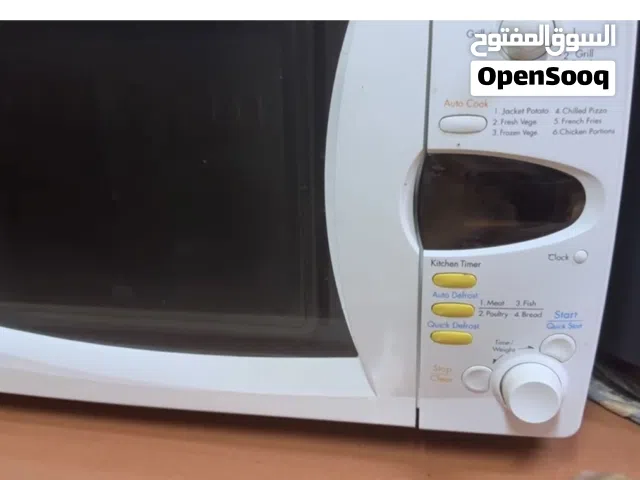 LG 25 - 29 Liters Microwave in Central Governorate