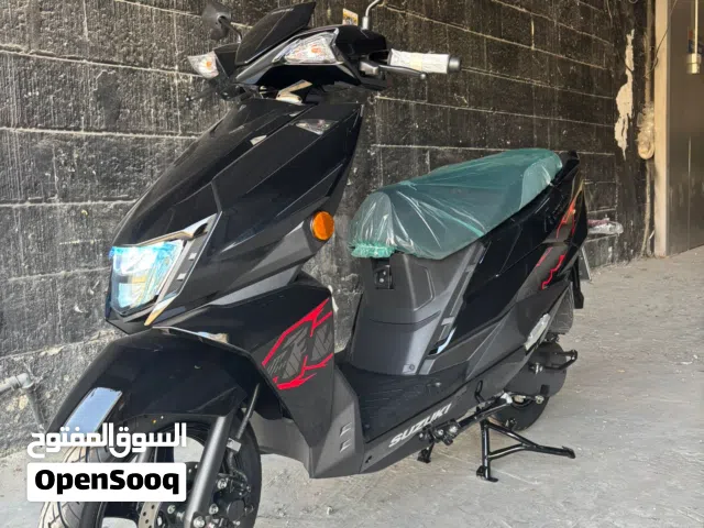 للبيع سوزوكي افنس بحاله الوكاله