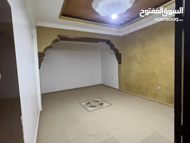 5 m2 2 Bedrooms Apartments for Sale in Sabha Al- Jadeed