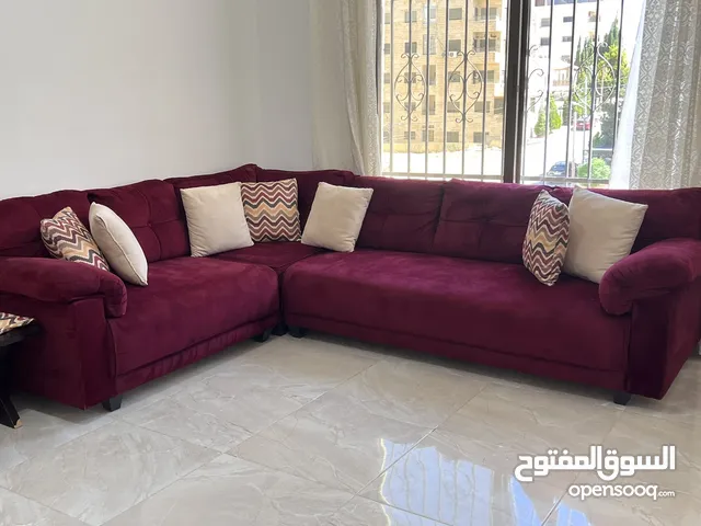 كورنر خمري حرف ل شبه وكالة لون ملوكي