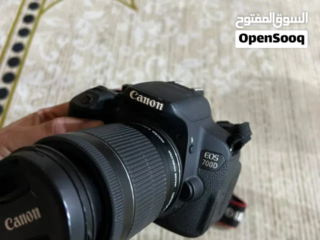 كامره جديده نضافه 90 الكامره نقصها بس عدسه العدسه مالتها مكسوره سعر 225