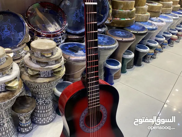 الة موسيقية جيتار الفيس اكوستك
