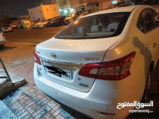 للبيع نيسان سنترا 2013 اول مالك من الوكالة ماشي 161 الف ب 2400 وقابل انا حاط 2200 متعمد ذا آخر سعر