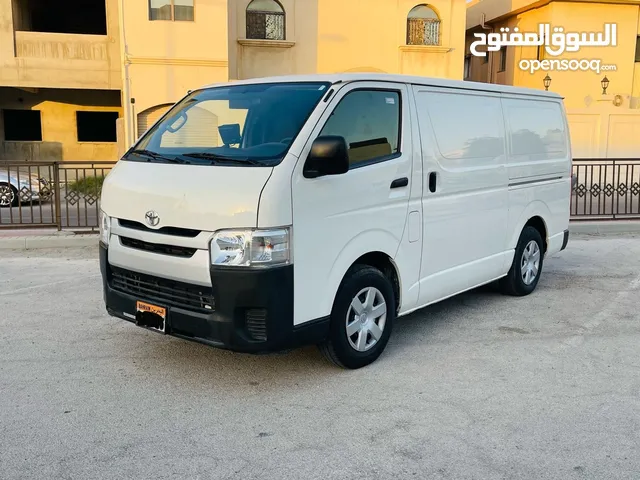 Used Toyota Hiace in Central Governorate