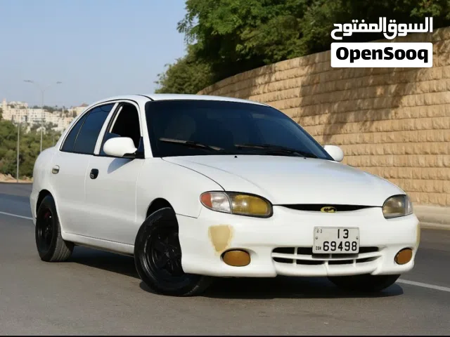1997 هيونداي اكسنت Standard
