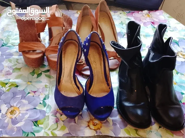 Other With Heels in Amman