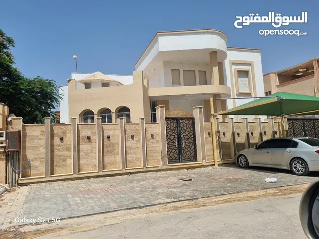 400 m2 More than 6 bedrooms Villa for Sale in Benghazi Tabalino