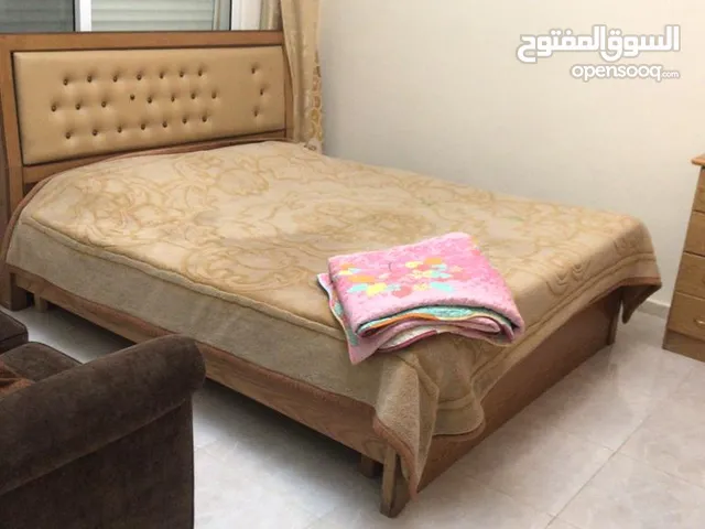 خلدا /قرب اكاديميه عمان مكيفه ثلاث نوم