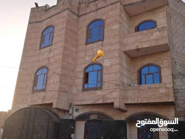 عمارة للرجل الذكي ومصدر رزق ممتاز وسعرها ممتاز وموقعها روعه قريب سيتي ماكس الاصبحي المقالح