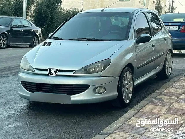 سياره بيجو