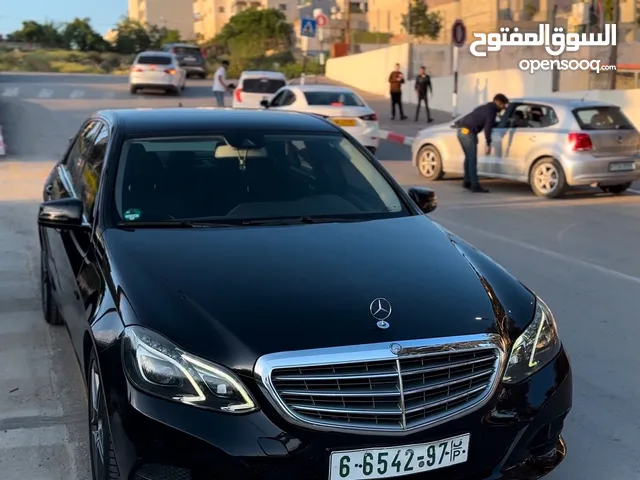 مرسيدس E200