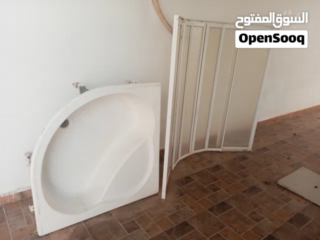 بانيو مستعمل مكان طرابلس سوق الجمعة