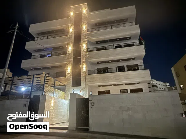 130 m2 3 Bedrooms Apartments for Sale in Zarqa Al Zarqa Al Jadeedeh