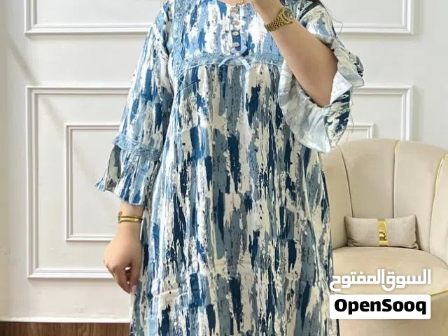 قندورة نسائية طويلة فاخرة  تصميم راقي وخامة مريحة