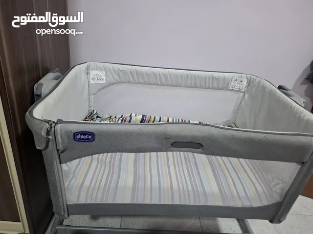 baby crib with mattress