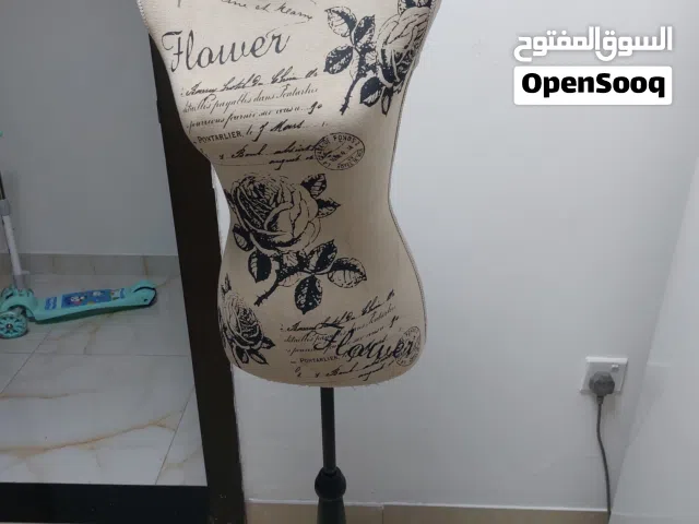 مجسم  خياطة او ستاند.تفصيل